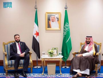 الدوحة .. سمو ولي العهد يلتقي رئيس الجمهورية العربية السورية الدوحة .. سمو ولي العهد يلتقي رئيس الجمهورية العربية السورية