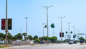 الشرقية تتزين بأكثر من 26 ألف عنصر جمالي احتفاء باليوم الوطني الـ95 الشرقية تتزين بأكثر من 26 ألف عنصر جمالي احتفاء باليوم الوطني الـ95