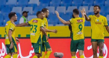 الخليج يتغلب على الفيحاء بثلاثية الخليج يتغلب على الفيحاء بثلاثية