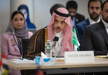 وزير الخارجية يشارك في اجتماع خطة إعمار غزة ويؤكد: لا للتهجير والاستيطان وآن أوان وقف الحرب وزير الخارجية يشارك في اجتماع خطة إعمار غزة ويؤكد: لا للتهجير والاستيطان وآن أوان وقف الحرب