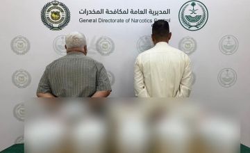 142 كجم شبو في قبضة الأمن.. عملية مشتركة تسقط مروجين داخل حافلة دولية