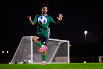 كأس الخليج: الأخضر تحت 17 يختتم تدريباته استعدادًا لمواجهة الكويت كأس الخليج: الأخضر تحت 17 يختتم تدريباته استعدادًا لمواجهة الكويت