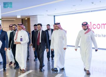 stc تستعرض ريادتها الرقمية أمام وزير الاتصالات السوري في زيارة رسمية للمقر الرئيسي