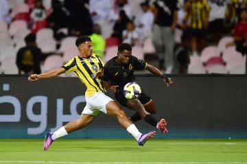 الاتحاد يحبط مفاجأة الوحدة ويتأهل لدور الـ16 من كأس الملك