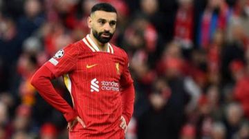 محمد صلاح يفاجئ وجها جديدا في منتخب مصر بهدية خاصة محمد صلاح يفاجئ وجها جديدا في منتخب مصر بهدية خاصة