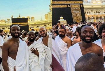 بعد إشهار إسلامه.. مهاجم بيراميدز المصري يؤدي مناسك العمرة (فيديو)