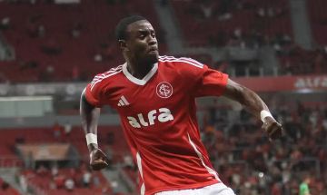 موهبة إنترناسيونال ريكاردو ماتياس يحسم موقفه من عرض النصر: تركيزه مع ناديه مستمر