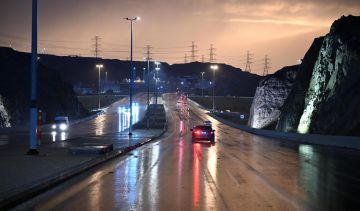 هطول أمطار متفاوتة الغزارة على مكة