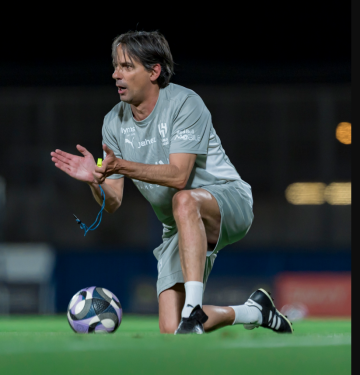 بافارد يتغنى بشغف مدرب الهلال.. ويؤكد: ظننته مجنونًا!