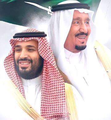 مسيرة تنمية تعانق السماء.. عزنا بطبعنا.. وفخرنا بإرثنا مسيرة تنمية تعانق السماء.. عزنا بطبعنا.. وفخرنا بإرثنا