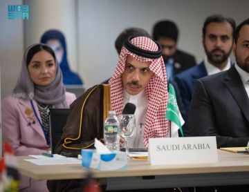 وزير الخارجية يشارك في الاجتماع الوزاري بشأن خطة إعمار غزة