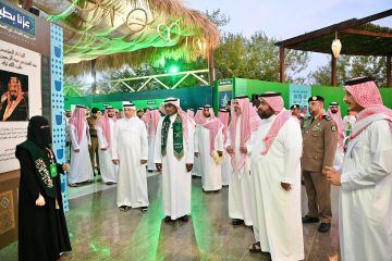 أمير جازان يطلع على جناح جامعة جازان في معرض جازان أمن ونماء احتفاء باليوم الوطني الـ95 أمير جازان يطلع على جناح جامعة جازان في معرض جازان أمن ونماء احتفاء باليوم الوطني الـ95