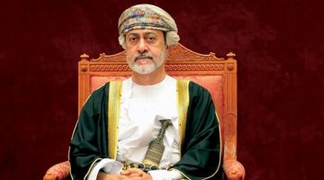 سلطان عمان يهنئ خادم الحرمين الشريفين بمناسبة اليوم الوطني الـ (95) للمملكة