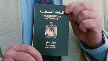 تحول أمريكي مفاجئ.. واشنطن تعلق تأشيرات الفلسطينيين وتوسع قائمة الممنوعين تحول أمريكي مفاجئ.. واشنطن تعلق تأشيرات الفلسطينيين وتوسع قائمة الممنوعين