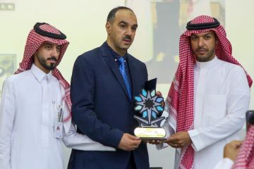 مدير تقني مكة وعميد تقنية الطائف يكرمان عسيري وسليم نظير جهودهما مدير تقني مكة وعميد تقنية الطائف يكرمان عسيري وسليم نظير جهودهما