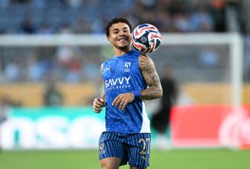 الهلال السعودي يعلن إعارة كايو سيزار إلى ناد برازيلي.. ويوجه رسالة له