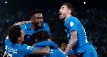 تغلب على النصر في ديربي الرياض.. الهلال يبتعد في صدارة «روشن»