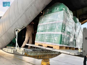 وصول الطائرة الإغاثية السعودية الـ 78 لإغاثة الشعب الفلسطيني في قطاع غزة