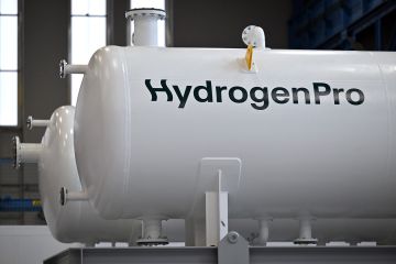 الفالح: السعودية على أعتاب مرحلة التصدير الفعلي للهيدروجين الأخضر نحو اليابان