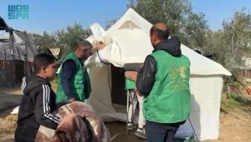 نظارة ماكرون في دافوس تدفع بأسهم شركة هنري جوليان للارتفاع 6 