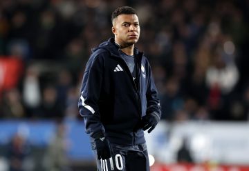 مبابي ينشر تدوينة عن السعودية.. وهذا موقفه من المشاركة أمام برشلونة