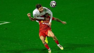 شاهد.. القادسية يسخر من حكم مباراة الهلال بتغريدة نارية (فيديو - صور) شاهد.. القادسية يسخر من حكم مباراة الهلال بتغريدة نارية (فيديو - صور)