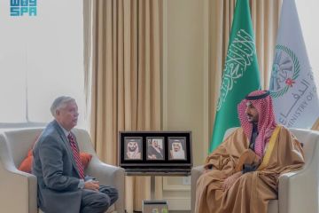 سمو وزير الدفاع يلتقي عضو مجلس الشيوخ الأمريكي السيناتور ليندسي غراهام سمو وزير الدفاع يلتقي عضو مجلس الشيوخ الأمريكي السيناتور ليندسي غراهام