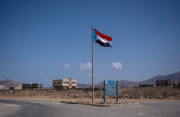 المجلس الانتقالي الجنوبي اليمني يرفض إعلان حل نفسه ويتهم الرياض بالضغط المجلس الانتقالي الجنوبي اليمني يرفض إعلان حل نفسه ويتهم الرياض بالضغط