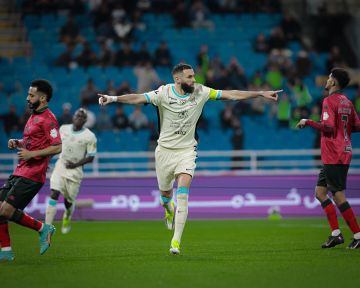 الاتحاد يكتسح الخلود برباعية ويواصل اللحاق بركب الصدارة