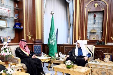 رئيس مجلس الشورى يستقبل محافظ هيئة الحكومة الرقمية