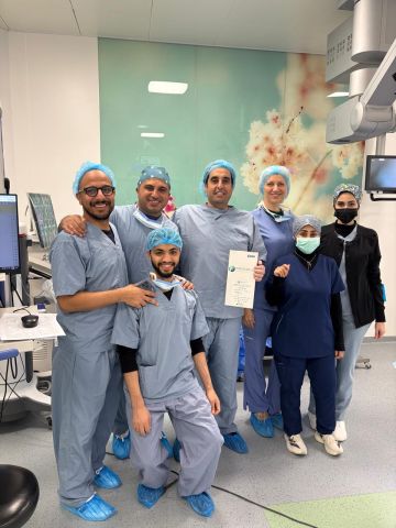 مركز التميز للعيون في تجمع الرياض الصحي الأول يسجل أول عملية متقدمة لعلاج الجلوكوما