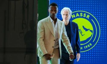 الكشف عن السبب الحقيقي وراء سحب صلاحيات سيميدو في النصر الكشف عن السبب الحقيقي وراء سحب صلاحيات سيميدو في النصر