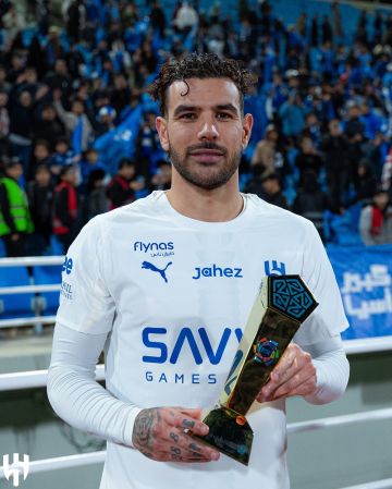 ثيو يقود الهلال نحو الفوز السادس عشر