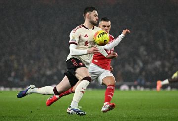 ليفربول يتعادل مع أرسنال ويوقف انتصارات «المدفعجية»