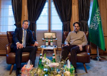 وزير الخارجية يلتقي وكيل الأمين العام للأمم المتحدة للشؤون الإنسانية