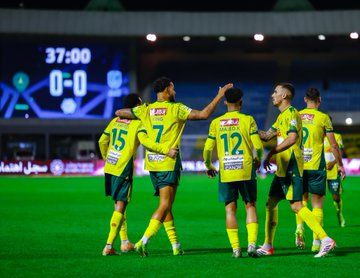 في روشن.. الخليج يقسو على الأخدود برباعية