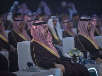 أمير الجوف يدشن مطار الجوف الدولي الجديد