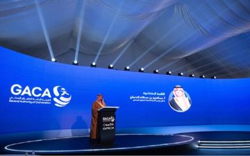 الدعيلج: عدد المسافرين بمطارات المملكة تجاوز 140 مليون مسافر بالعام 2025 الدعيلج: عدد المسافرين بمطارات المملكة تجاوز 140 مليون مسافر بالعام 2025