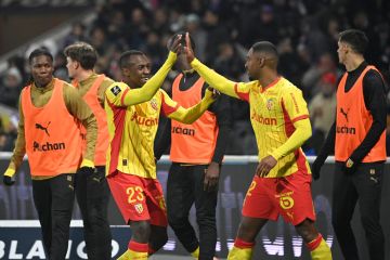 هكذا تفاعل سعود عبدالحميد مع صدارة ناديه لانس للدوري الفرنسي