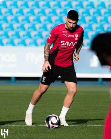 تأكد جاهزية نيفيز وبعثة الهلال تغادر إلى أبها تأكد جاهزية نيفيز وبعثة الهلال تغادر إلى أبها