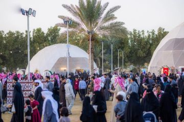 بعد فيديو عفوي.. تركي آل الشيخ يدعو الطفلة شام الحمصية لحضور موسم الرياض