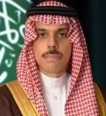 وزير الخارجية يصل إلى بولندا في زيارة رسمية