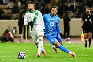 الأهلي يدك شباك نيوم بثلاثية الأهلي يدك شباك نيوم بثلاثية