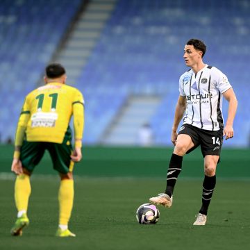 الشباب يواصل النزيف