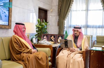 أمير الرياض يطلع على مشروع ردم وتحصين الآبار المهجورة ومنظومة المياه بالمنطقة
