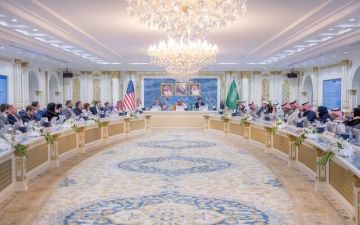 لقاء سعودي أمريكي لاستكشاف فرص التعاون التجاري والاستثماري بين البلدين لقاء سعودي أمريكي لاستكشاف فرص التعاون التجاري والاستثماري بين البلدين