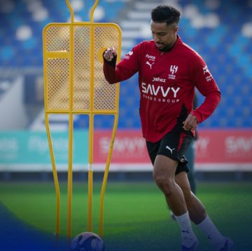 العضلة الخلفية تبعد سالم الدوسري عن الهلال 10 أيام