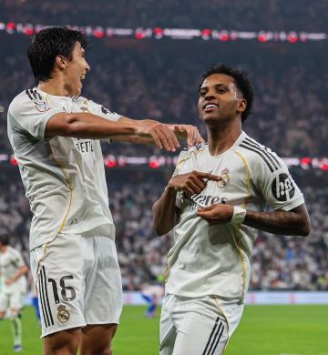 ريال مدريد يضرب موعدا ناريا مع برشلونة في نهائي السوبر الإسباني بجدة