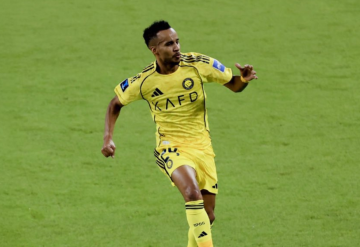 اجتماع يحسم مصير عبدالرحمن غريب مع النصر