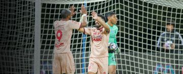 الخلود يقسو على الفيحاء بخماسية